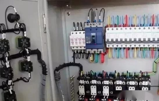 机房配电柜与配电箱安装禁忌及配电开关控制设备研发要点